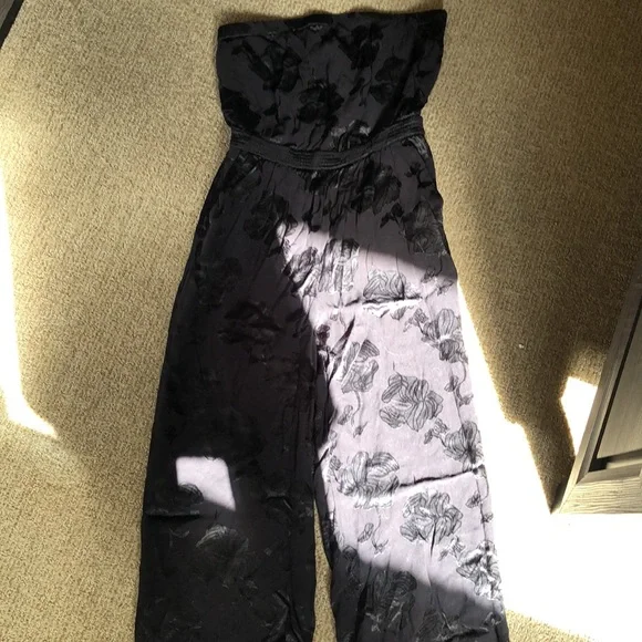 Romper - Picture 2 of 3